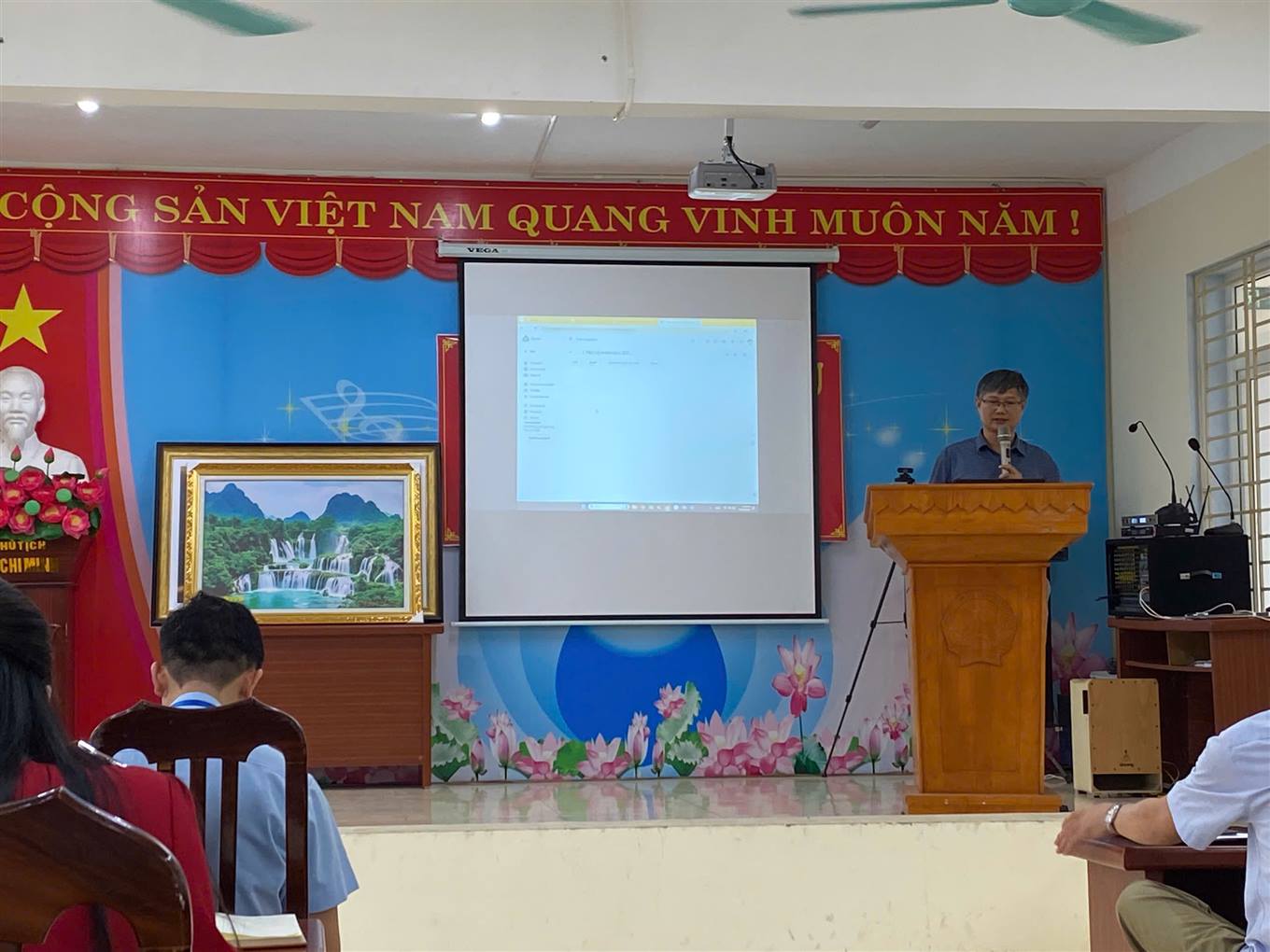anh tin bai